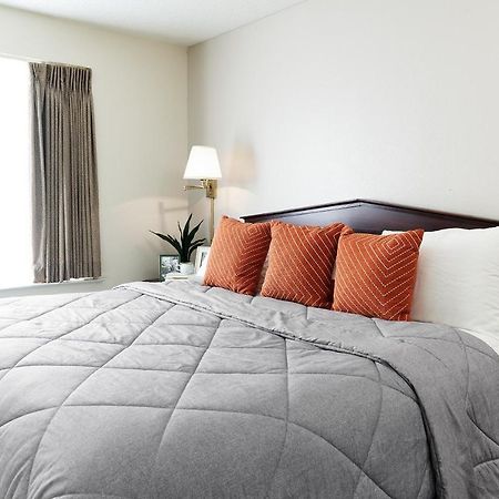 Intown Suites Extended Stay Richmond Va - Честер Экстерьер фото